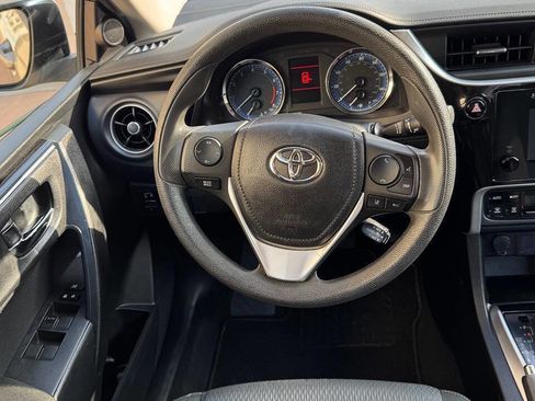 Used 2019 Toyota Corolla LE w/ Carpet Mat Package (TMS) image 14