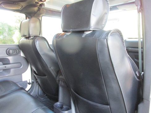 Used 2008 Jeep Wrangler Unlimited X image 22