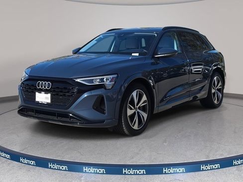 Certified 2024 Audi Q8 e-tron Premium image 8