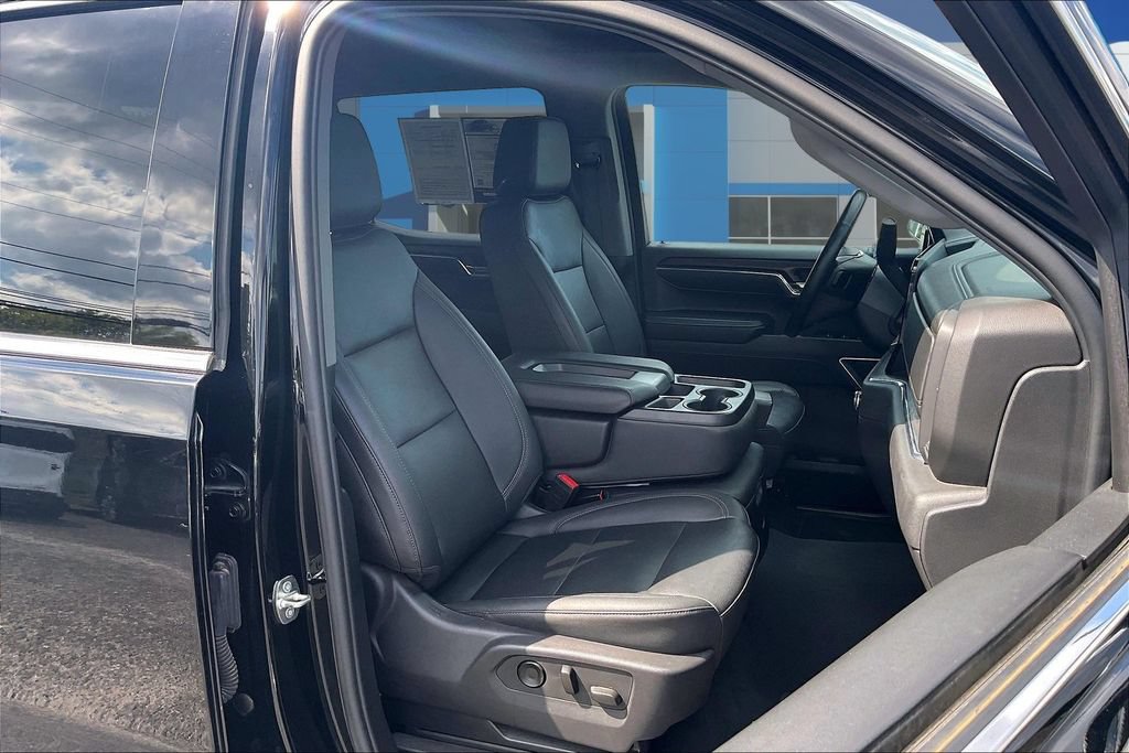 Used 2024 GMC Sierra 1500 SLT AWD/4WD image 29