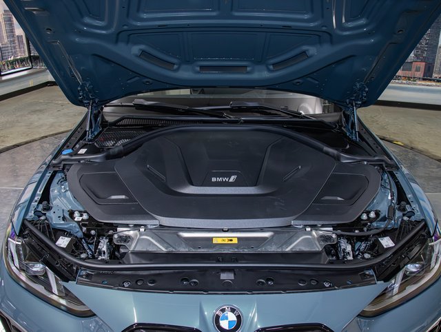 Used 2026 BMW i4 M60 w/ Premium Package AWD/4WD image 5