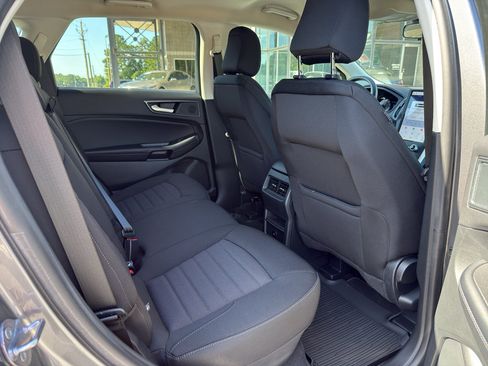 Used 2024 Ford Edge SE AWD/4WD image 16