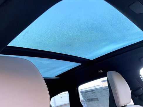 New 2026 Volvo XC60 B5 Plus w/ Protection Package Premier image 29