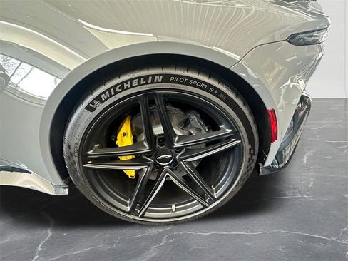 New 2026 Aston Martin V8 Vantage Convertible image 28