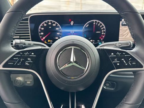 New 2026 Mercedes-Benz GLE 450e 4MATIC image 15