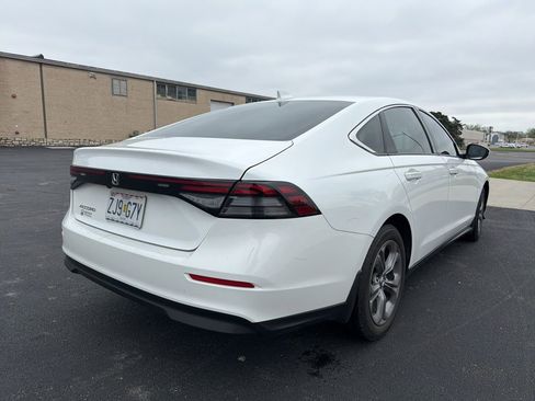 Used 2024 Honda Accord EX image 5