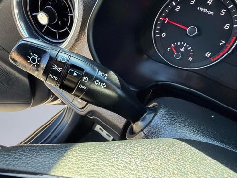 Used 2020 Kia Forte GT-Line FWD image 25
