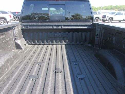 New 2026 GMC Sierra 3500 Denali w/ Denali Reserve Package AWD/4WD image 6