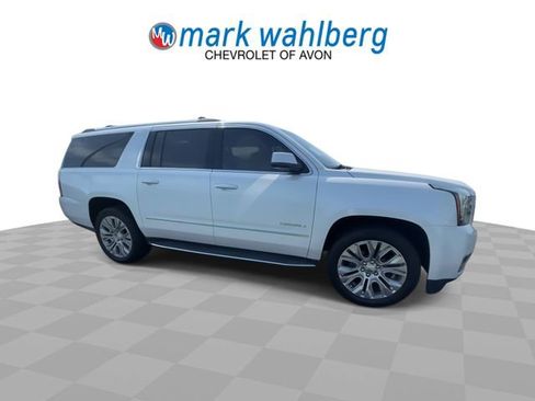 Certified 2018 GMC Yukon XL Denali w/ Open Road Package AWD/4WD image 2
