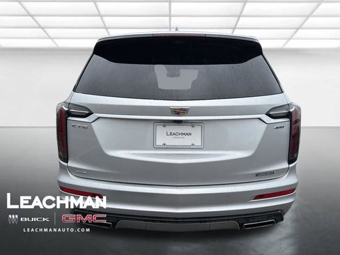 Used 2020 Cadillac XT6 Sport w/ Platinum Package AWD/4WD image 4