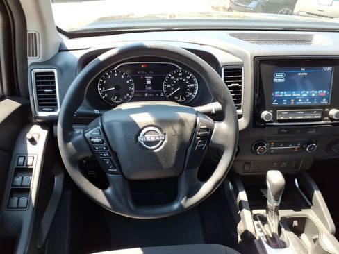 Certified 2023 Nissan Frontier SV w/ Tow Package AWD/4WD image 14