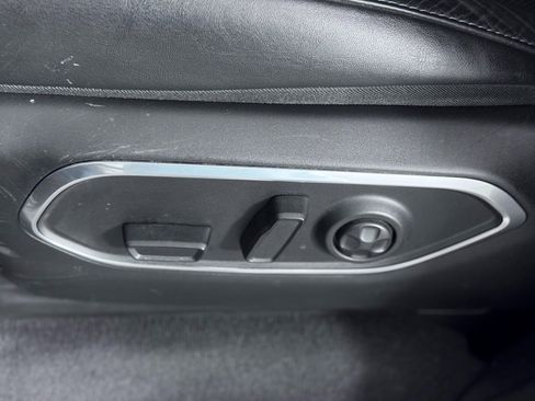 Used 2023 Jeep Wagoneer L Series II image 30