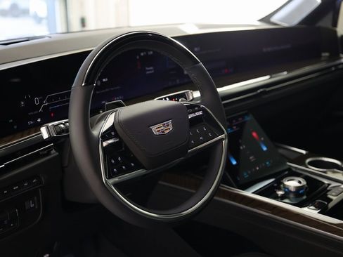 Used 2026 Cadillac Escalade ESV Platinum Luxury w/ LPO, Floor Liner Package image 21