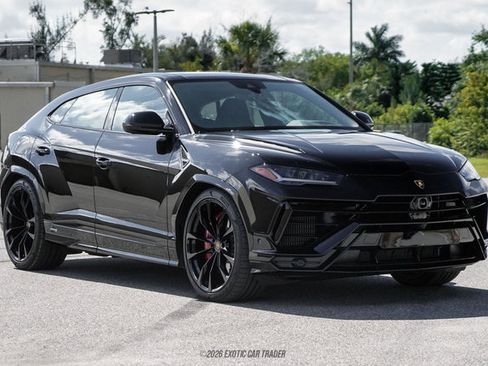 Used 2024 Lamborghini Urus S AWD/4WD image 12