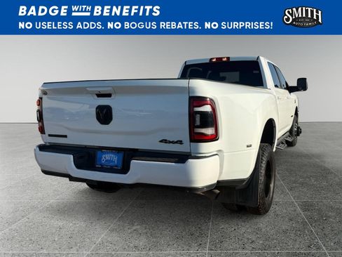 Used 2024 RAM 3500 Big Horn w/ Night Edition AWD/4WD image 4