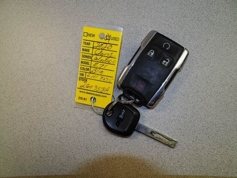 Used 2020 Chevrolet Colorado Z71 image 40