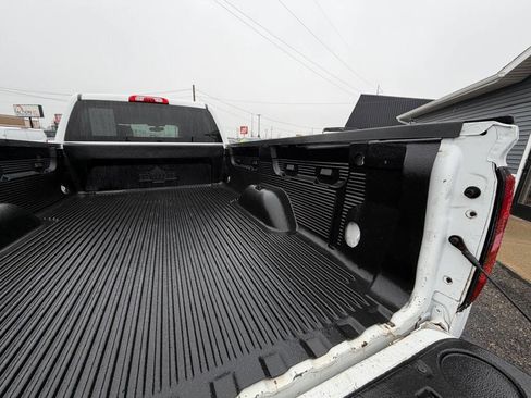 Used 2018 Chevrolet Silverado 2500 LT AWD/4WD image 43