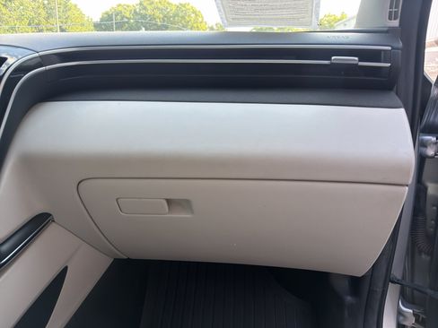Used 2022 Hyundai Tucson SEL w/ Convenience + Premium Package FWD image 21