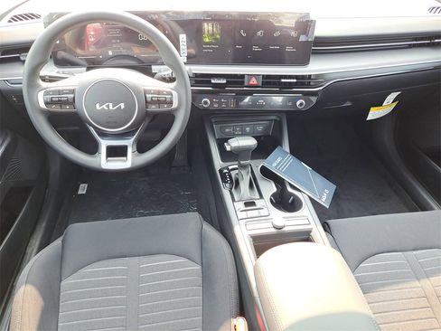 New 2026 Kia K5 LXS image 47