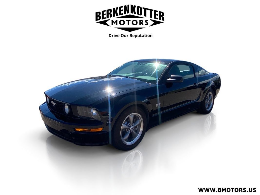 Used 2006 Ford Mustang GT RWD image 7