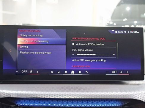 Used 2025 BMW i4 xDrive40i w/ M Sport Package image 26