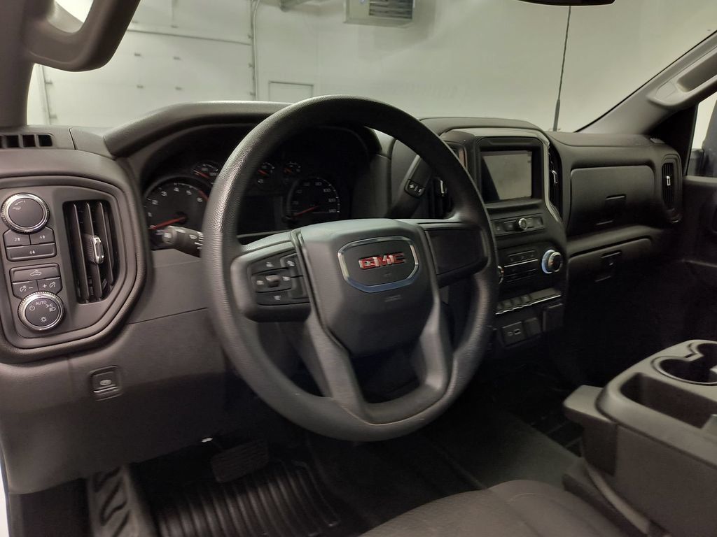 Used 2025 GMC Sierra 2500 Pro w/ Convenience Package AWD/4WD image 4