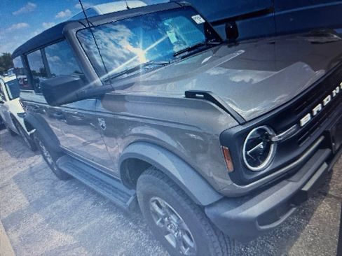 Used 2025 Ford Bronco Big Bend AWD/4WD image 2