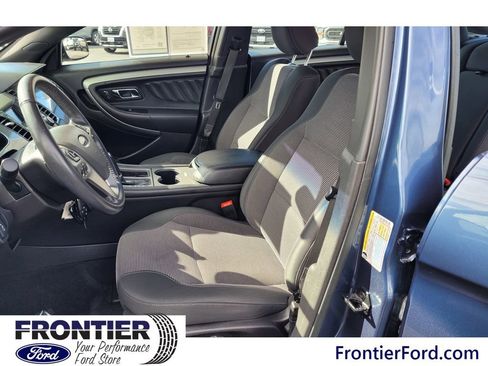 Used 2018 Ford Taurus SEL image 12