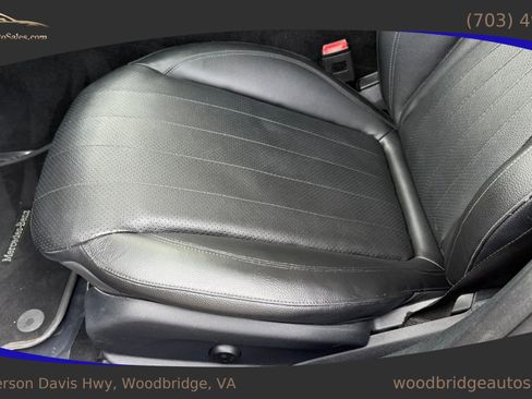 Used 2017 Mercedes-Benz E 300 image 20