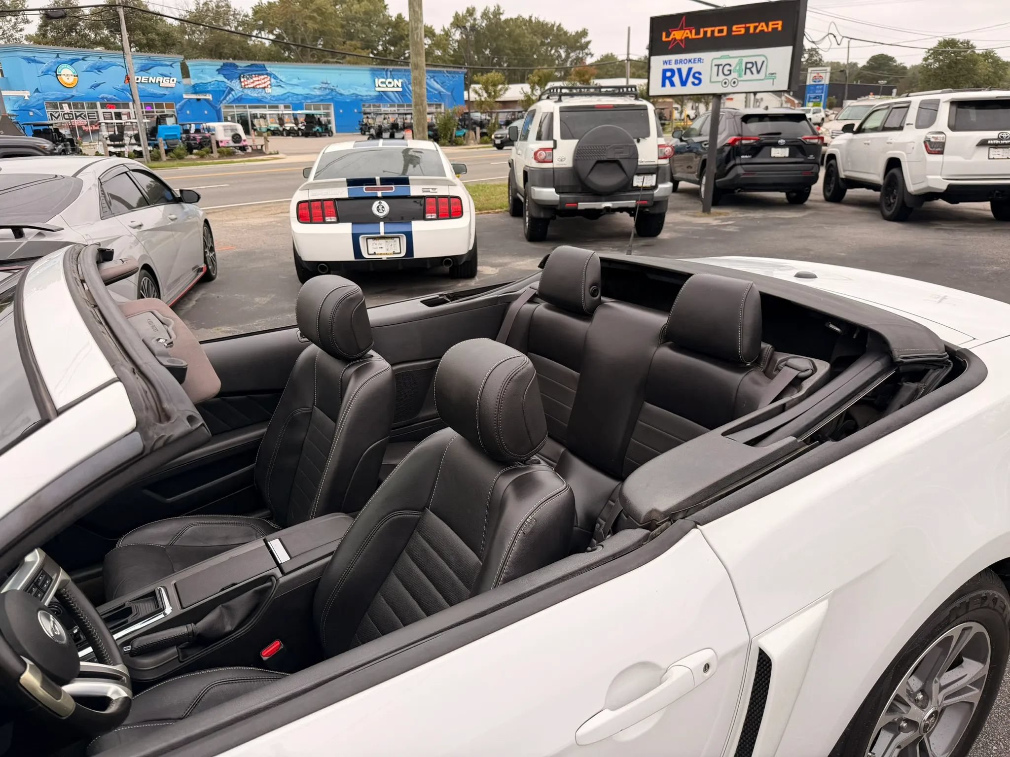 Used 2014 Ford Mustang Premium RWD image 16
