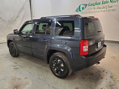 Used 2014 Jeep Patriot Sport image 4