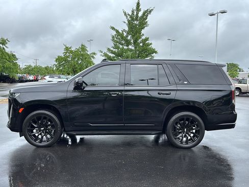 Used 2024 Cadillac Escalade Sport w/ LPO, ONYX Package AWD/4WD image 16