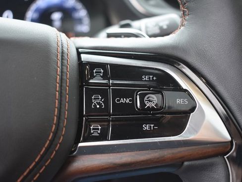 Used 2025 Jeep Grand Cherokee L Summit w/ MOPAR Finishing Package image 25