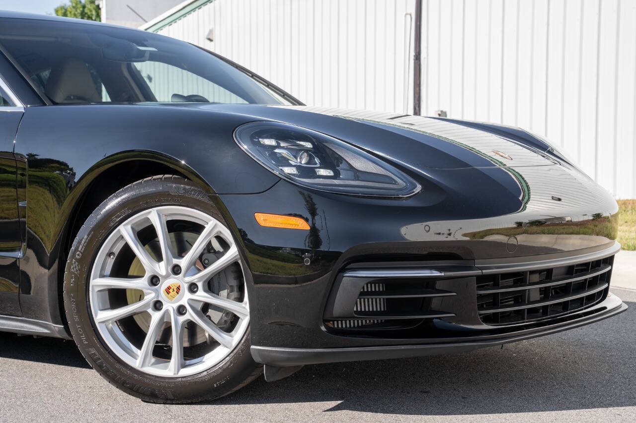 Used 2018 Porsche Panamera 4S AWD/4WD image 19