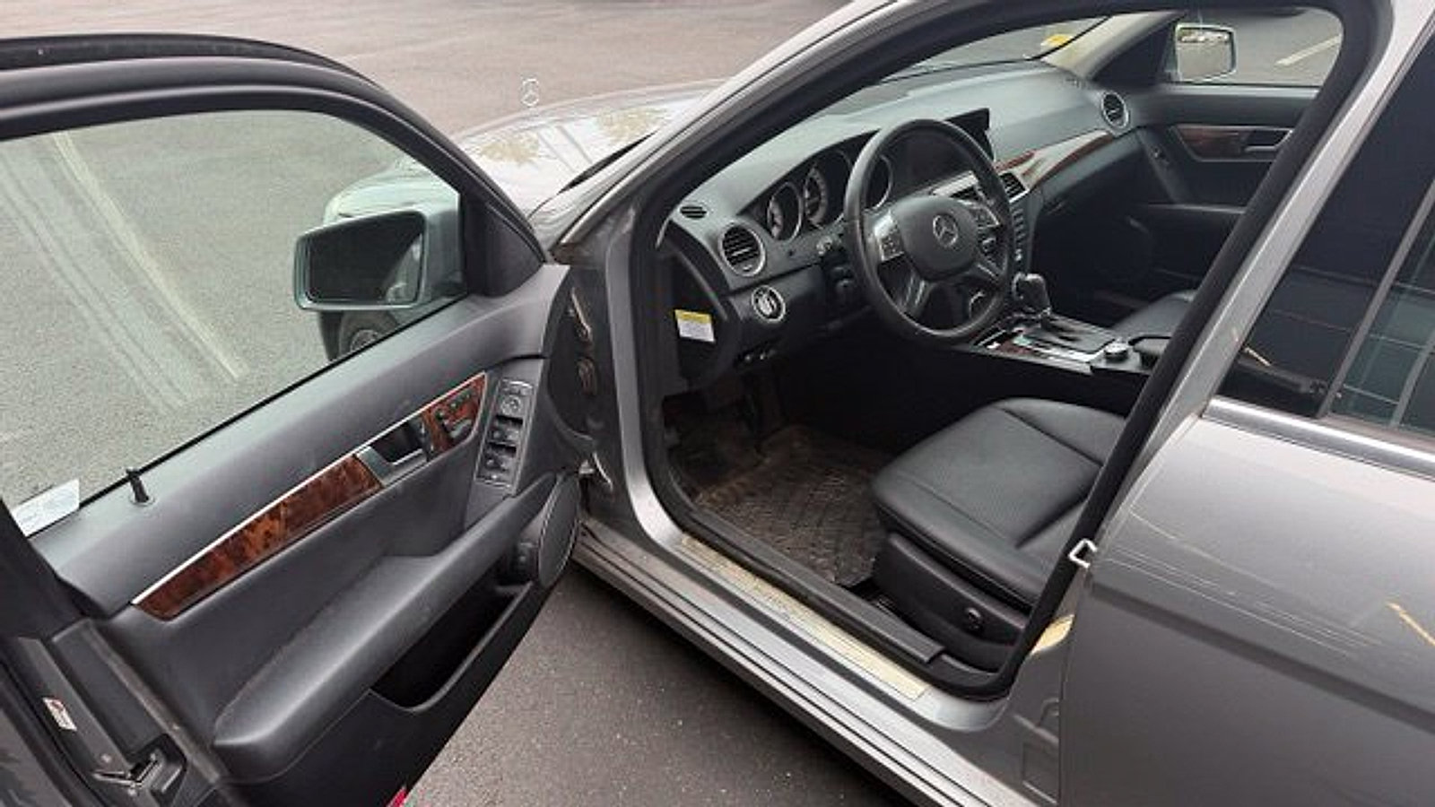 Used 2013 Mercedes-Benz C 300 4MATIC Sedan image 13