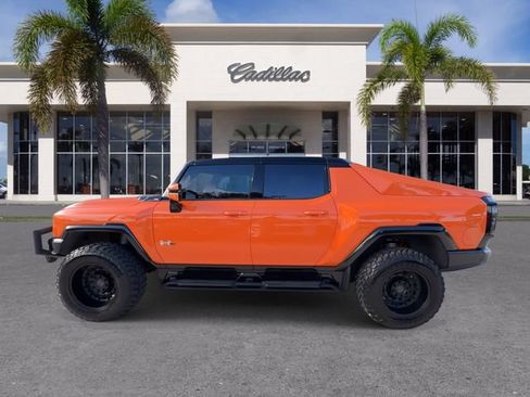 Used 2024 GMC Hummer EV 2X w/ Extreme Off-Road Package AWD/4WD image 9