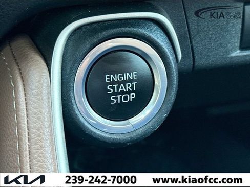 Used 2024 Toyota Grand Highlander AWD image 39