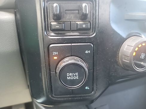 Used 2023 Ford F350 XLT w/ 360-Degree Camera Package AWD/4WD image 28