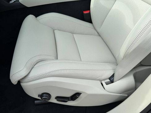 New 2026 Volvo XC90 B6 Ultra w/ Protection Package Premier AWD/4WD image 19