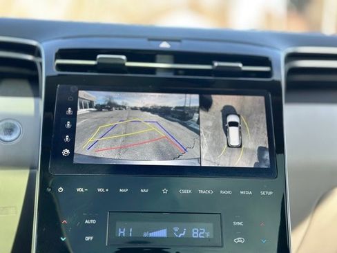 Used 2022 Hyundai Tucson Limited image 15