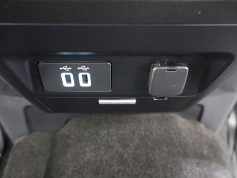Used 2018 Ford F250 XLT w/ XLT Premium Package AWD/4WD image 77