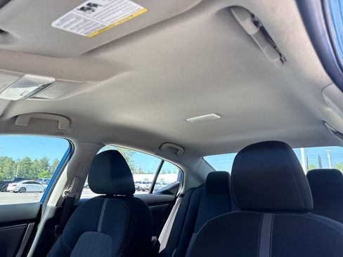 Used 2022 Nissan Sentra SV FWD image 30