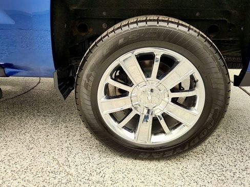 Used 2017 Chevrolet Silverado 1500 High Country image 13