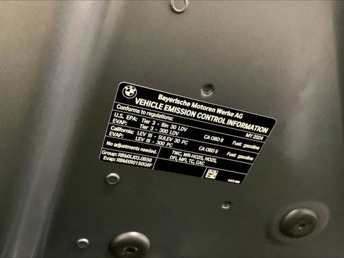 Certified 2024 BMW 540i xDrive w/ Premium Package AWD/4WD image 31