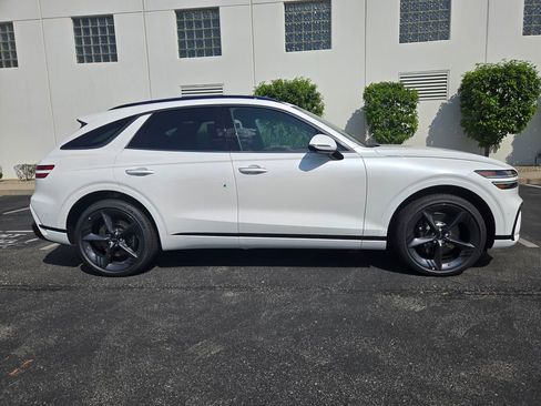 Used 2026 Genesis GV70 3.5T Sport Prestige image 8