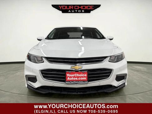 Used 2017 Chevrolet Malibu LT w/ Driver Confidence Package image 8