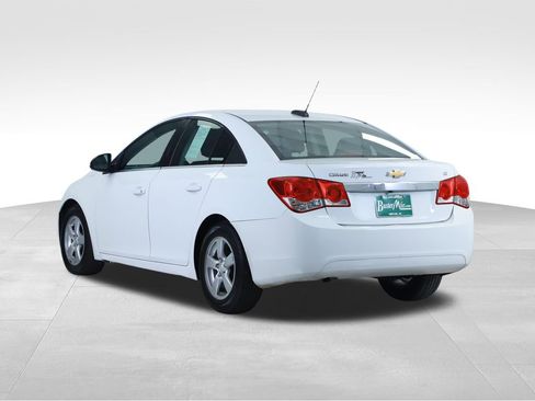 Used 2016 Chevrolet Cruze LT FWD image 10
