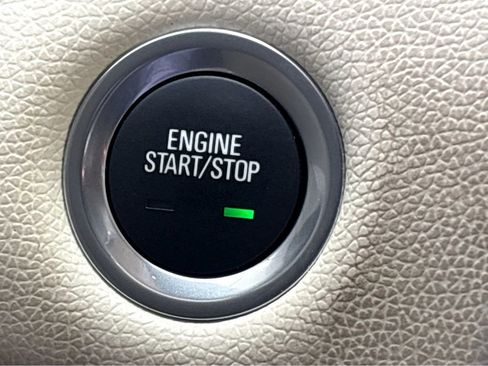 Used 2024 Chevrolet Malibu LT FWD image 5