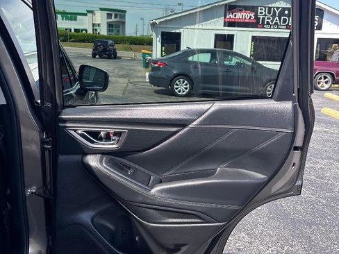 Used 2020 Subaru Forester Touring AWD/4WD image 42