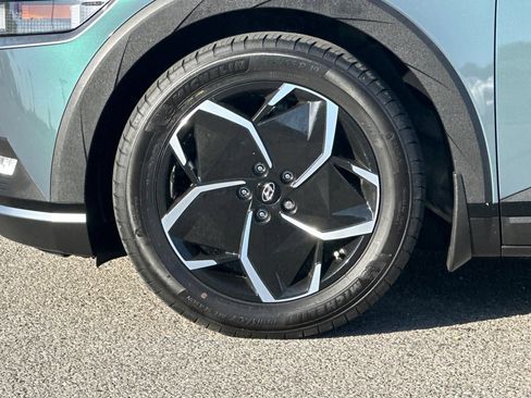 Certified 2024 Hyundai Ioniq 5 SEL RWD image 32